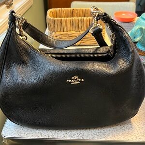 Coach Shoulder bag with cross body strap like new!
